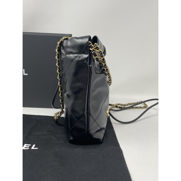 Chanel 22 Mini Bag Black NEW Hobo Tote Shopping Bag - Picture 9 of 14